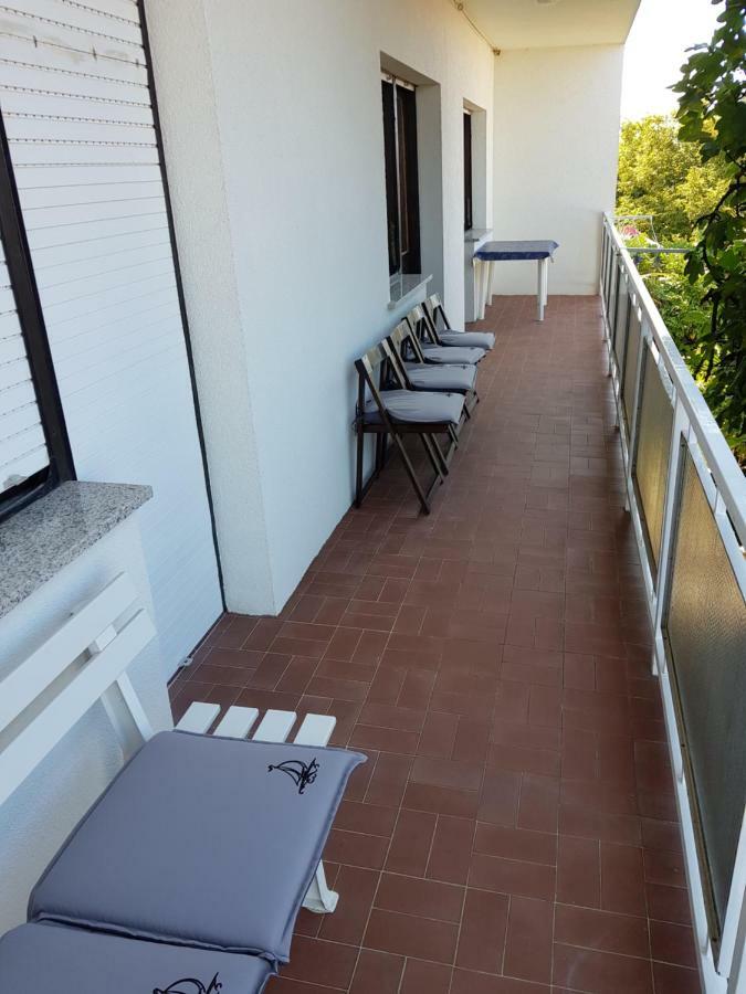 11 Ulica Drage Gervaisa Apartment ซริกเวนิซา ภายนอก รูปภาพ